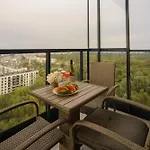 Maya's 100 Sea View Appartamento Danzica