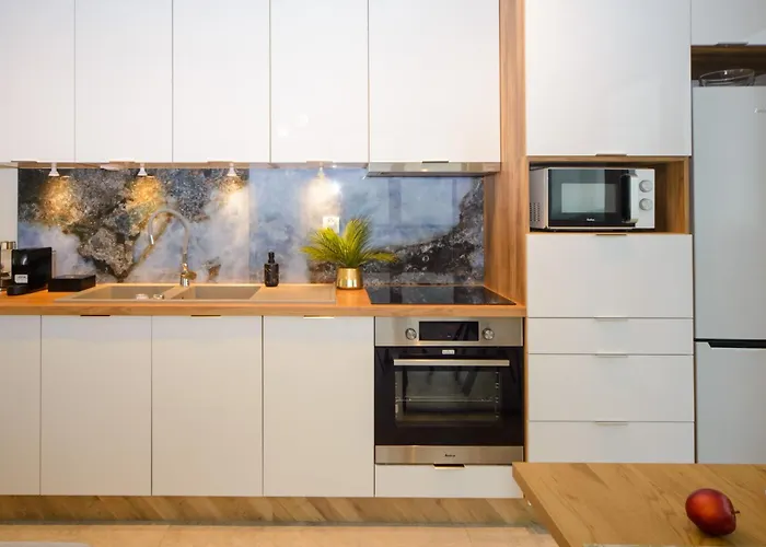 Maya's Flats & 100 Sea View 아파트