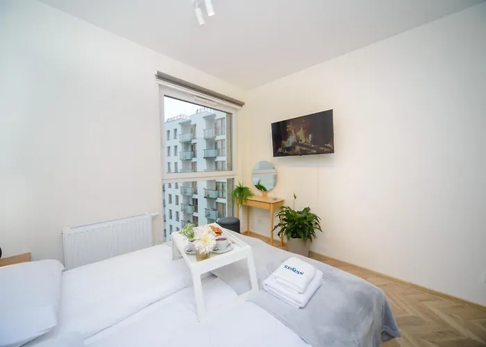 Maya's Flats & 100 Sea View アパート