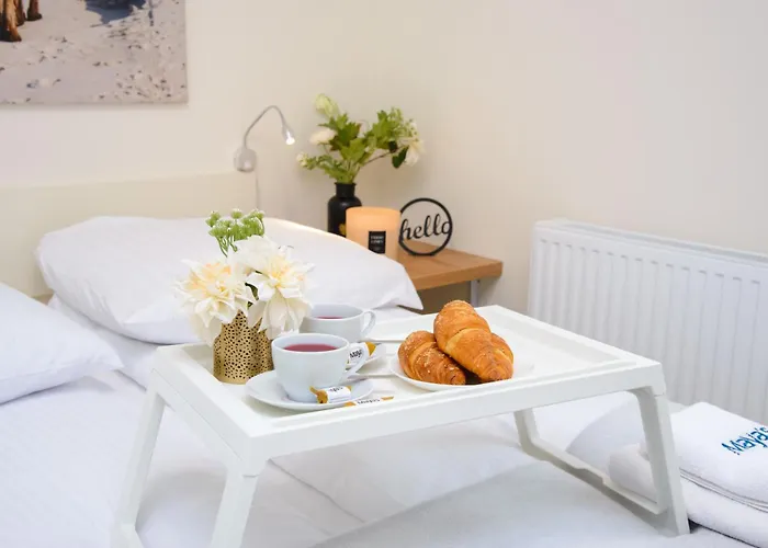 Maya's Flats & 100 Sea View 아파트