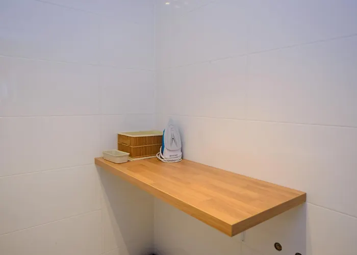 Maya's Flats & 100 Sea View アパート