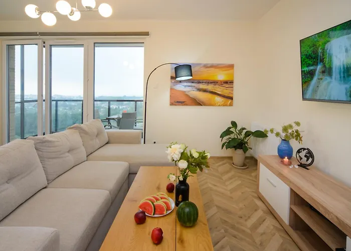 Maya's Flats & 100 Sea View Apartament