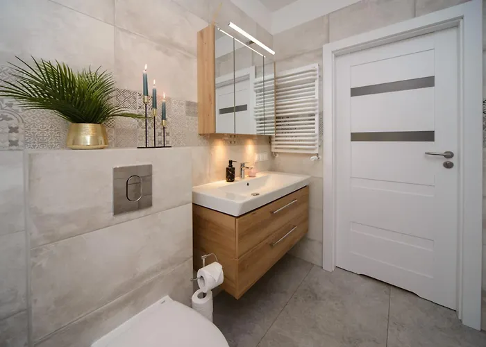 Maya's Flats & 100 Sea View グダニスク