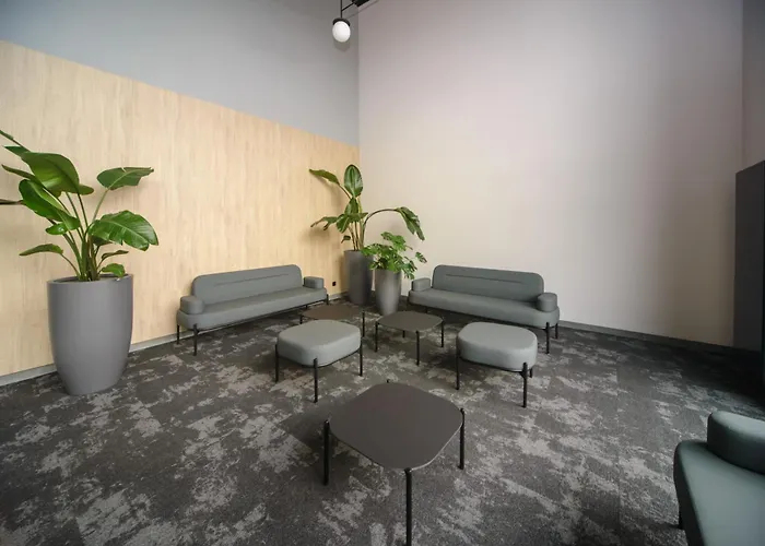 アパート Maya's Flats & 100 Sea View *