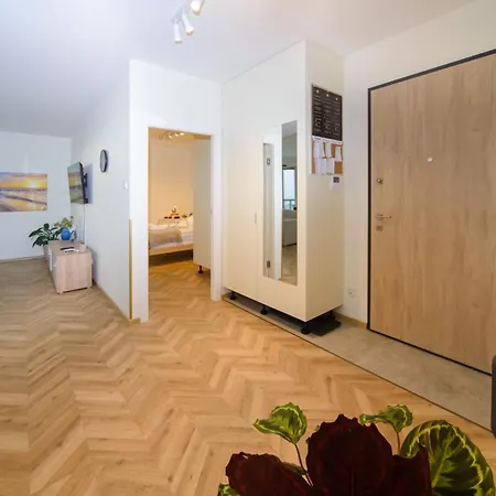 Maya's Flats 100 - Sea View, 3 In * גדנסק